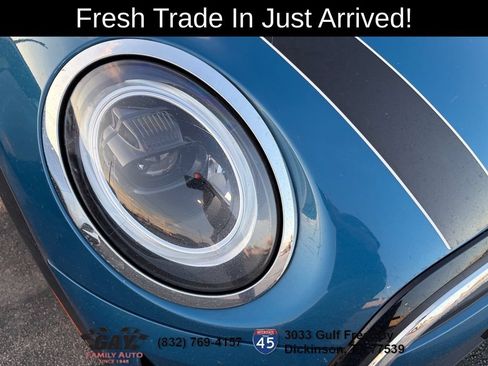 Used 2022 MINI Cooper 4-Door Hardtop FWD image 5