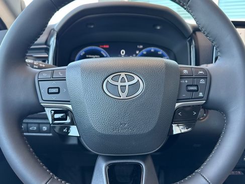 New 2026 Toyota Camry XLE FWD image 24