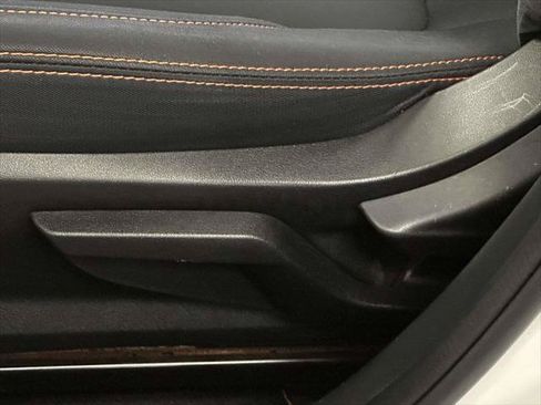 Used 2019 Subaru Crosstrek 2.0i Premium AWD/4WD image 13