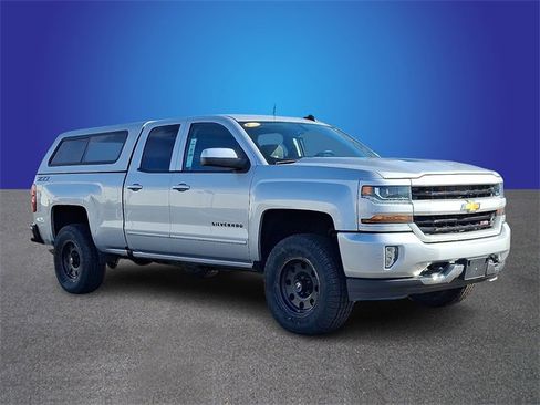 Used 2018 Chevrolet Silverado 1500 LT w/ All Star Edition image 3