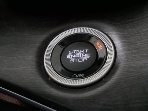 Used 2021 Jeep Grand Cherokee L Limited w/ Trailer Tow Group (B) image 24