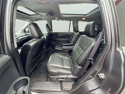 Used 2017 Honda Pilot Elite image 25