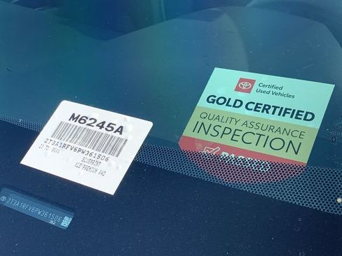 Certified 2023 Toyota RAV4 XLE Premium AWD/4WD image 39