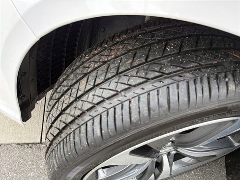 Used 2025 Acura TLX w/Technology Package image 12