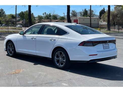 Certified 2025 Honda Accord EX-L image 3