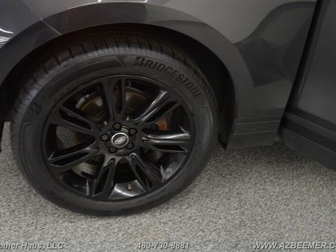 Used 2020 Land Rover Range Rover Velar S AWD/4WD image 44