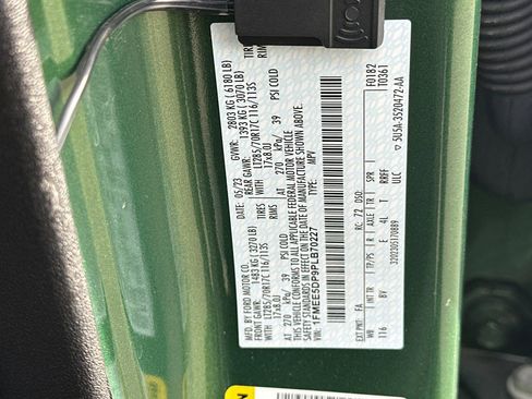 Used 2023 Ford Bronco Badlands image 36