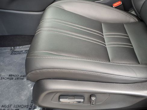 Used 2026 Honda HR-V EX-L image 7