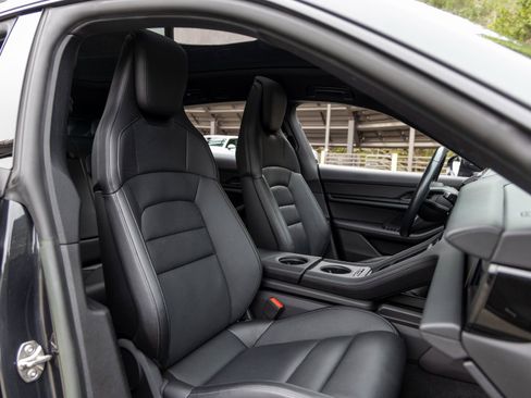 Certified 2023 Porsche Taycan 4 Cross Turismo image 50