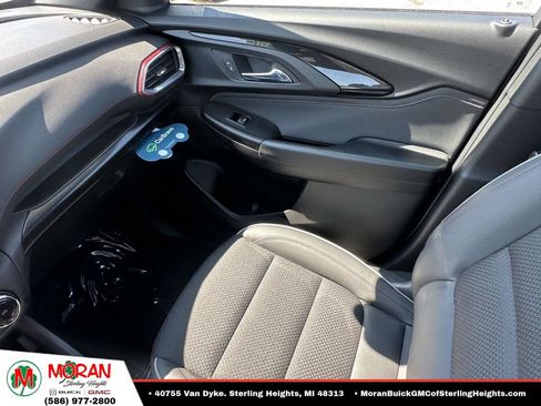 Certified 2023 Chevrolet TrailBlazer RS w/ Sun and Liftgate Package FWD image 31