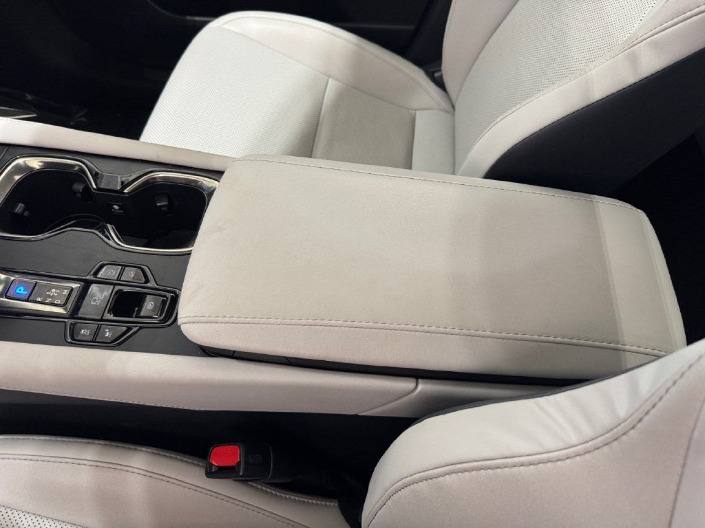 Used 2023 Lexus RX 350 Premium w/ Accessory Package AWD/4WD image 27