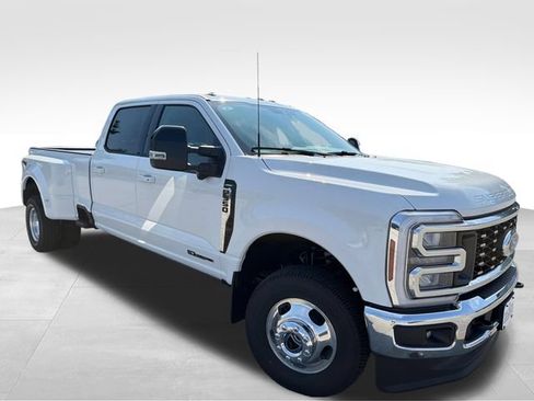 New 2026 Ford F350 Lariat w/ Lariat Ultimate Package AWD/4WD image 10