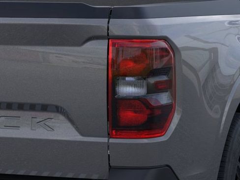 New 2025 Ford Maverick XLT w/ Black Appearance Package AWD/4WD image 22
