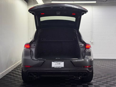 Used 2021 Porsche Cayenne Coupe w/ Premium Package AWD/4WD image 33