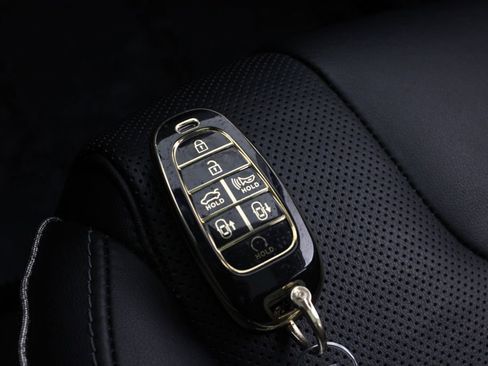 Certified 2023 Hyundai Santa Fe Limited image 32