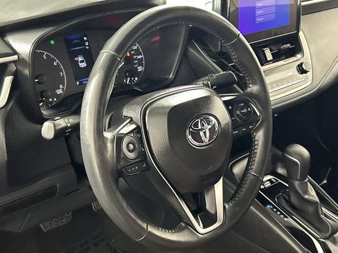 Used 2025 Toyota Corolla SE image 14