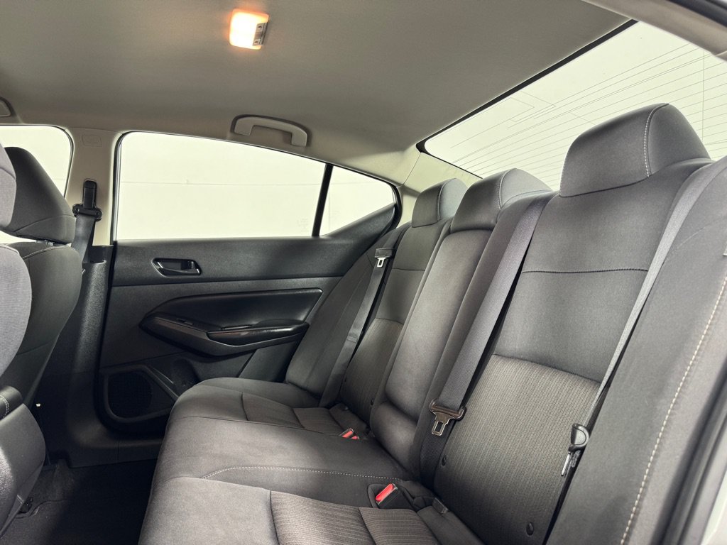 Used 2024 Nissan Altima 2.5 S FWD image 18