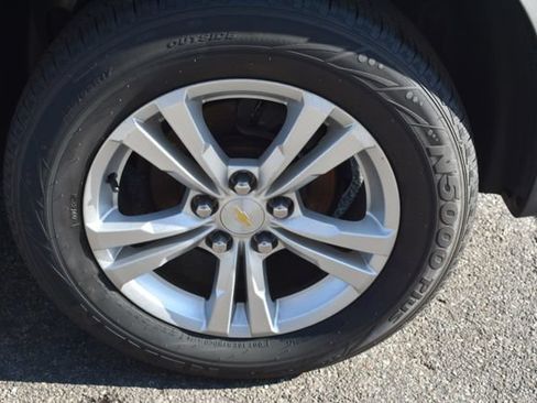 Used 2017 Chevrolet Equinox LS FWD image 40