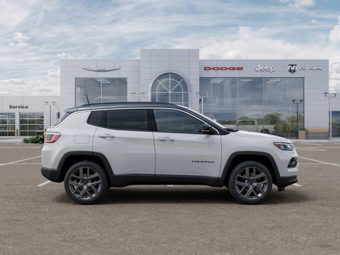 New 2026 Jeep Compass Limited AWD/4WD image 47