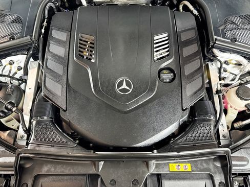 Certified 2025 Mercedes-Benz S 580 4MATIC Sedan image 29