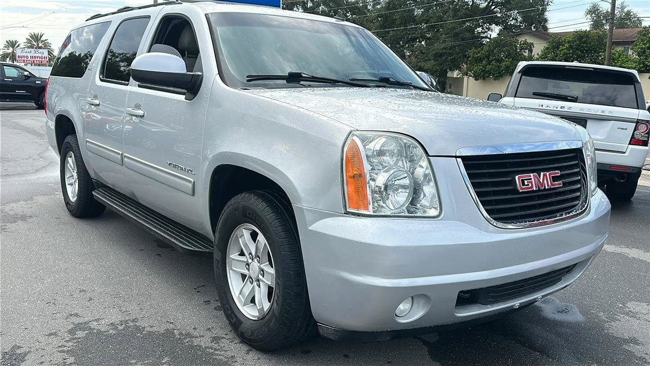 Used 2014 GMC Yukon XL SLT RWD image 4