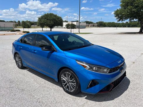 Used 2022 Kia Forte GT-Line FWD image 4