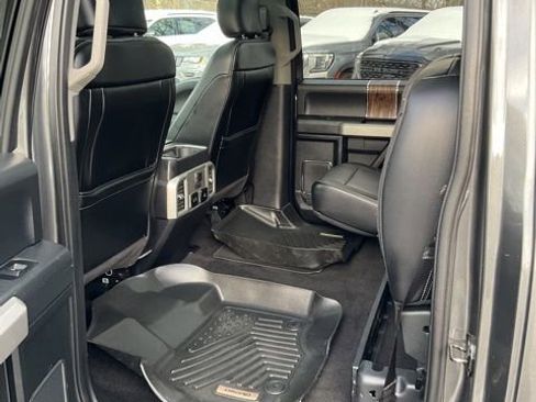 Used 2018 Ford F150 Lariat w/ Equipment Group 502A Luxury image 21