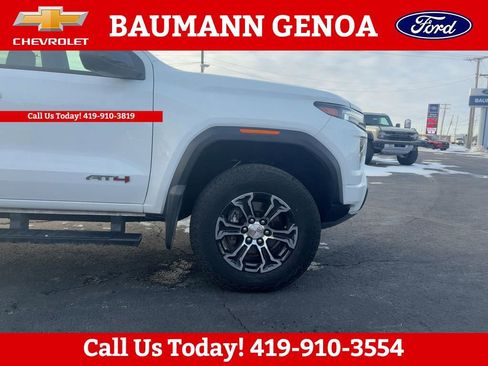 Used 2023 GMC Canyon AT4 w/ AT4 Premium Package image 29