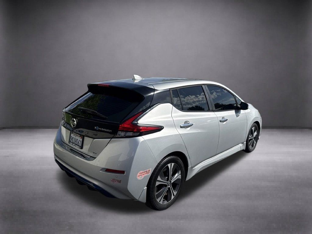 Used 2020 Nissan Leaf SV w/ Protection Package FWD image 4