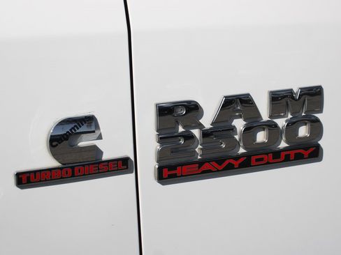 Used 2017 RAM 2500 SLT image 42