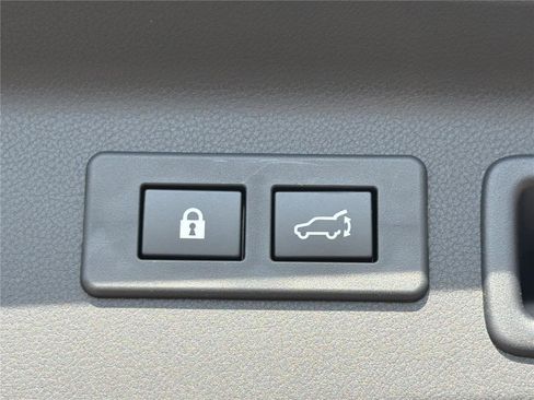 Used 2025 Subaru Forester Limited w/ Popular Package #2 AWD/4WD image 26