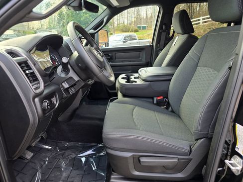 New 2026 RAM 2500 Warlock AWD/4WD image 4
