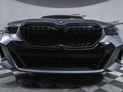 Used 2026 BMW 530i 530i w/ M Sport Package image 3