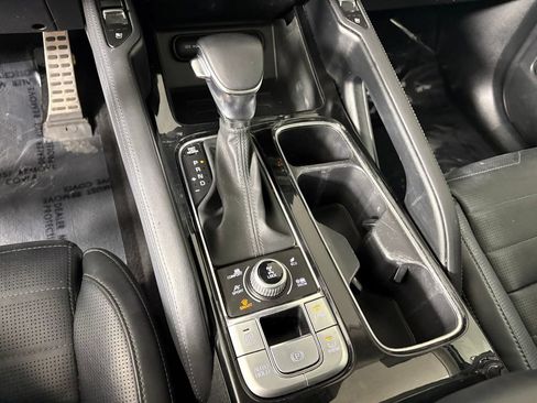 Used 2022 Kia Telluride SX w/ SX Prestige Package AWD/4WD image 21