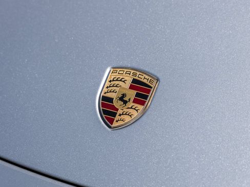 Certified 2024 Porsche 718 Boxster RWD image 19