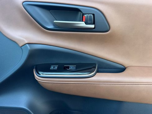 New 2026 Toyota Crown Signia XLE image 21