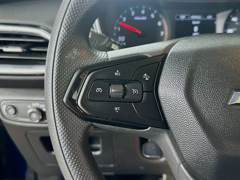 Used 2023 Chevrolet TrailBlazer LT FWD image 22