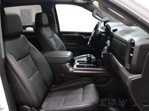 Certified 2024 GMC Sierra 1500 SLT w/ SLT Premium Plus Package image 26