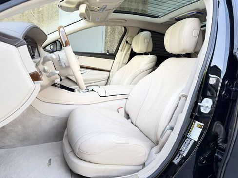 Used 2015 Mercedes-Benz S 550 Sedan image 18