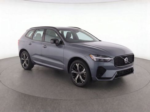 Certified 2023 Volvo XC60 B5 Ultimate w/ Protection Package Premier FWD image 2