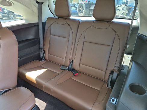 Used 2019 Acura MDX FWD w/ Advance Package image 12