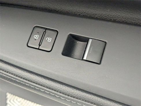 Used 2024 Toyota Grand Highlander XLE image 36