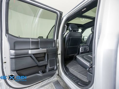 Used 2019 Ford F150 Platinum w/ Equipment Group 701A Luxury AWD/4WD image 29
