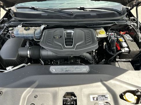 Used 2024 Jeep Grand Wagoneer L Series II w/ Quick Order Packagew 28T image 38