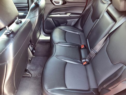New 2026 Jeep Compass Latitude AWD/4WD image 30