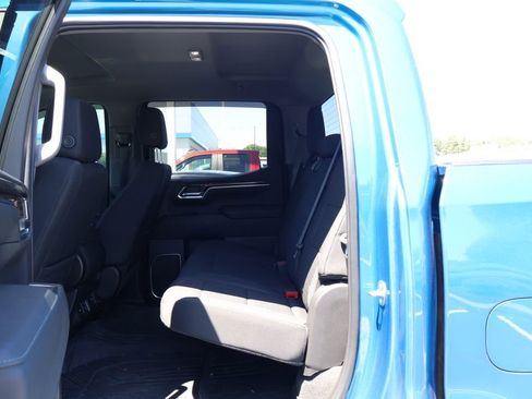 Used 2023 Chevrolet Silverado 1500 RST AWD/4WD image 33