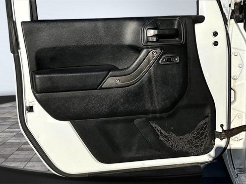 Certified 2017 Jeep Wrangler Unlimited Sport w/ Quick Order Package 24S image 23