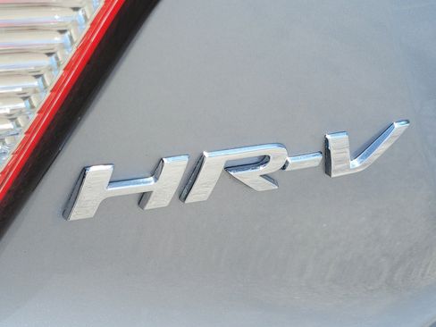 Used 2022 Honda HR-V Sport image 11