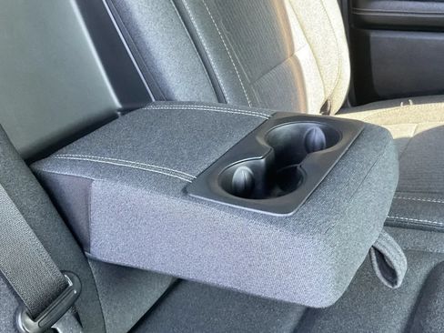 Used 2020 RAM 1500 Big Horn AWD/4WD image 38