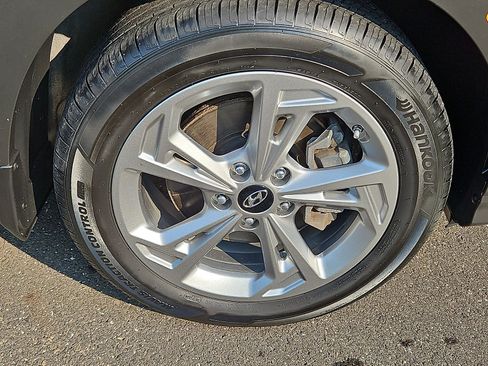 Used 2023 Hyundai Kona SEL AWD/4WD image 8